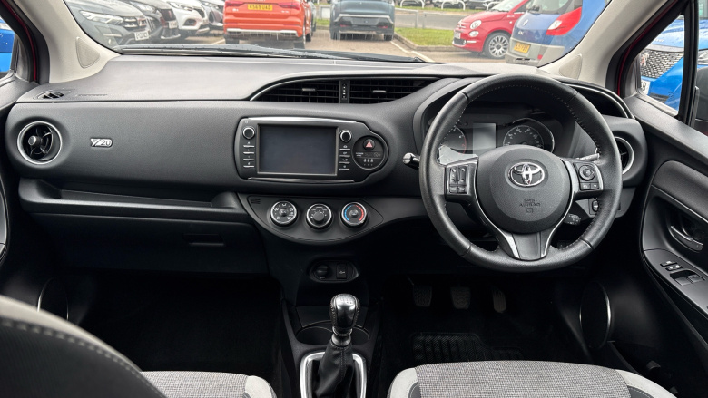 Toyota Yaris 1.5 VVT-i Y20 5dr [Bi-tone] Petrol Hatchback